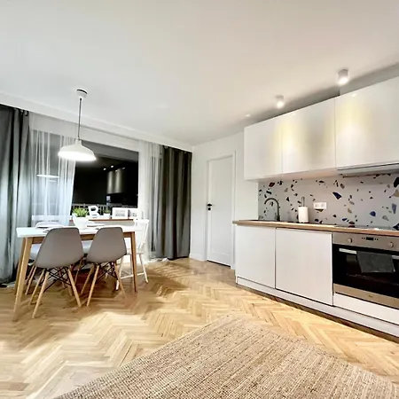 Great In Apartment *